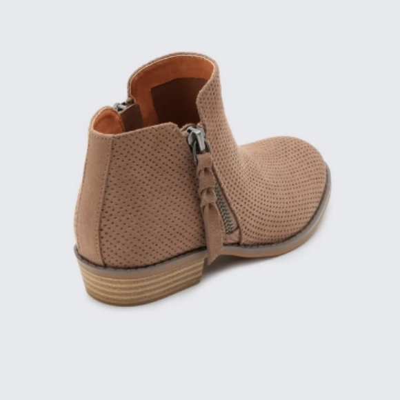 DOLCE SELA BOOTIES IN ALMOND - Picture 3 of 5